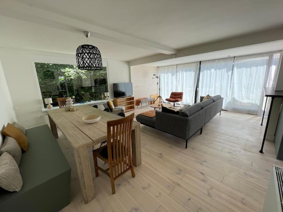 Modern Beach House For 12 Pers! With Jacuzzi Julianadorp Exteriör bild